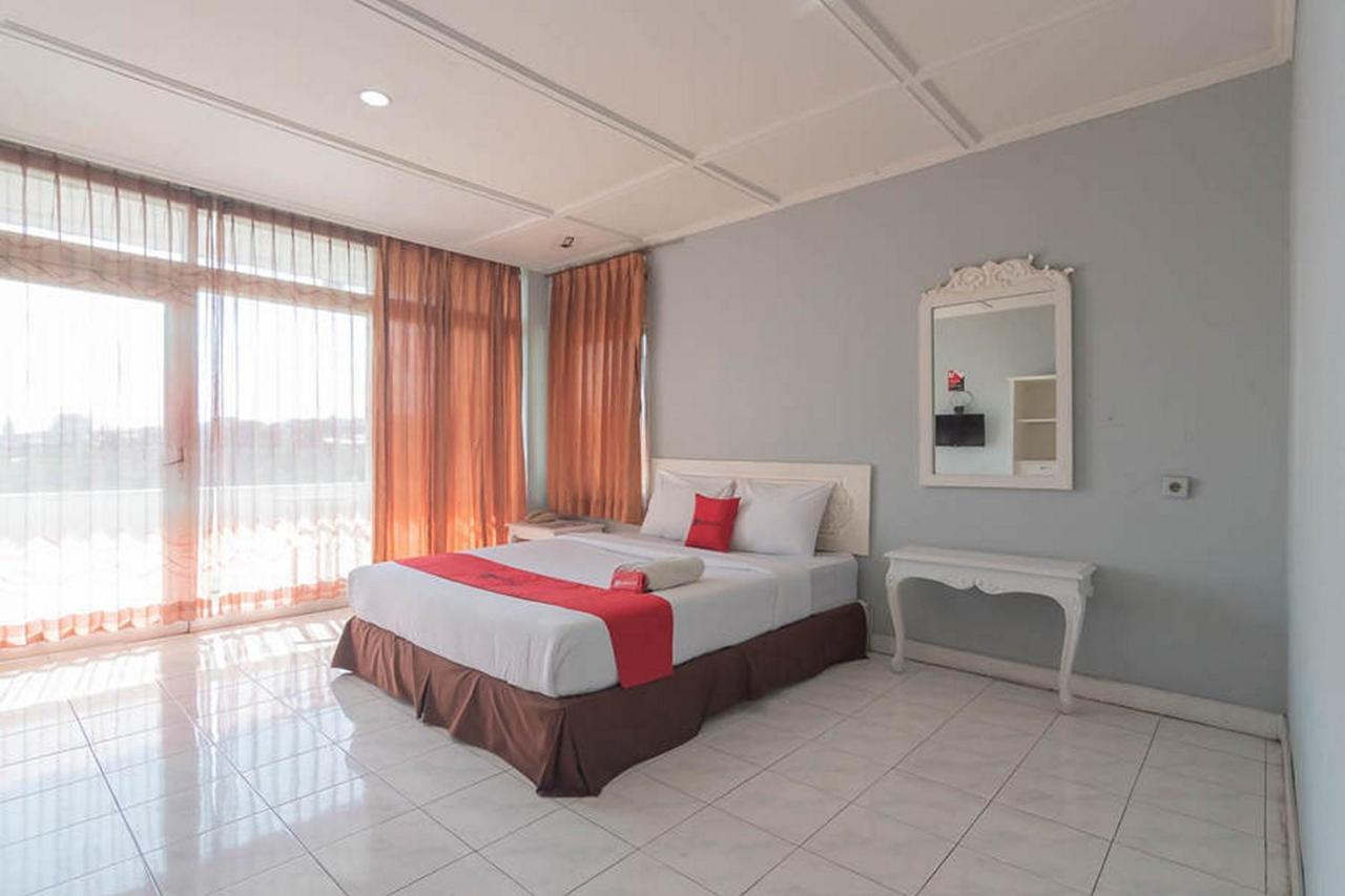 Padasul Reddoorz At Jalan Raya Lembang酒店 外观 照片