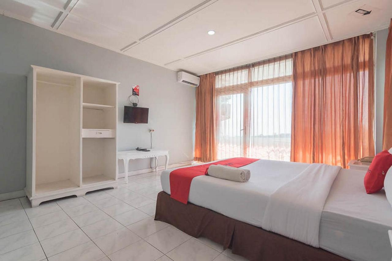 Padasul Reddoorz At Jalan Raya Lembang酒店 外观 照片