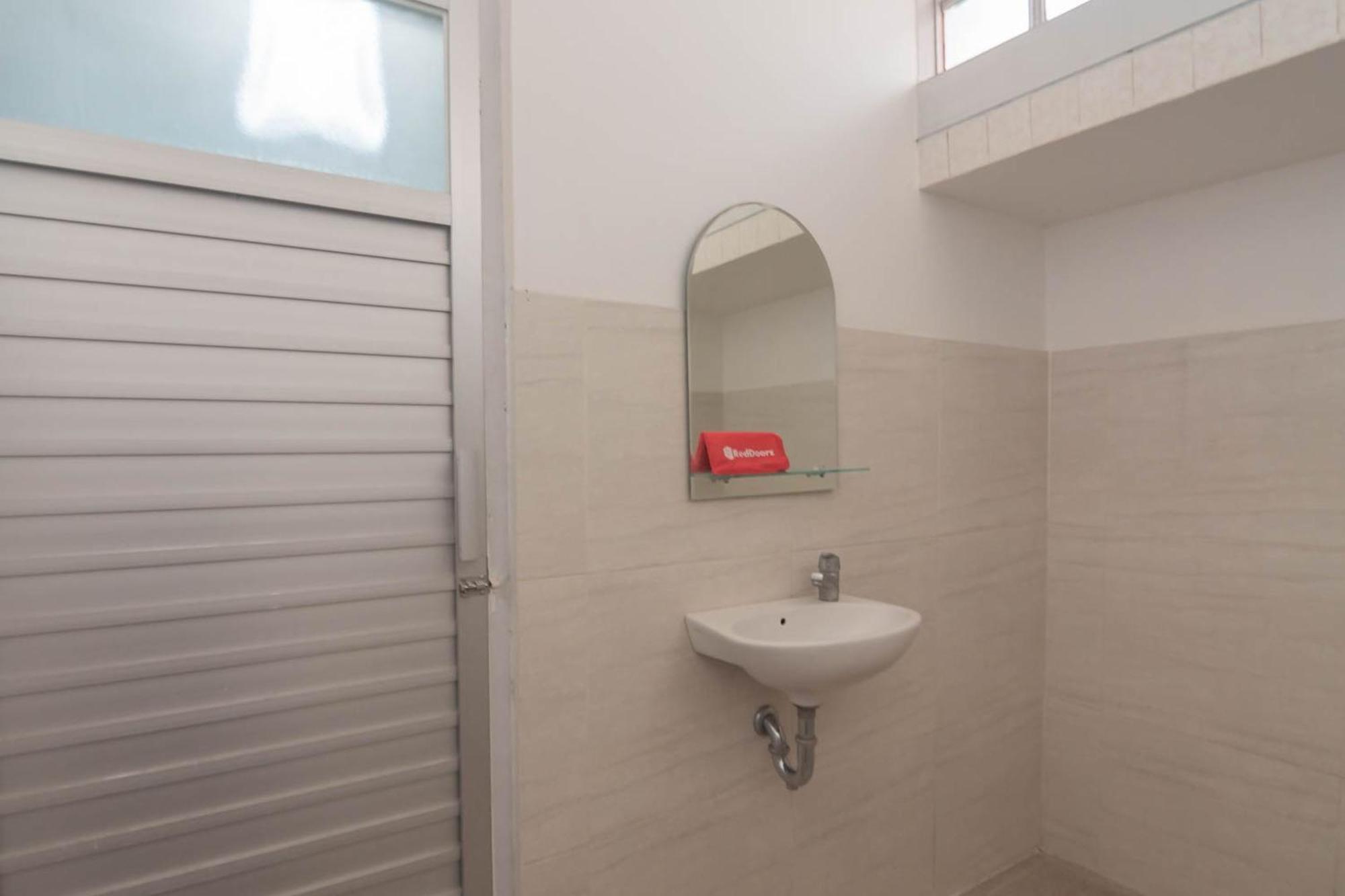 Padasul Reddoorz At Jalan Raya Lembang酒店 客房 照片