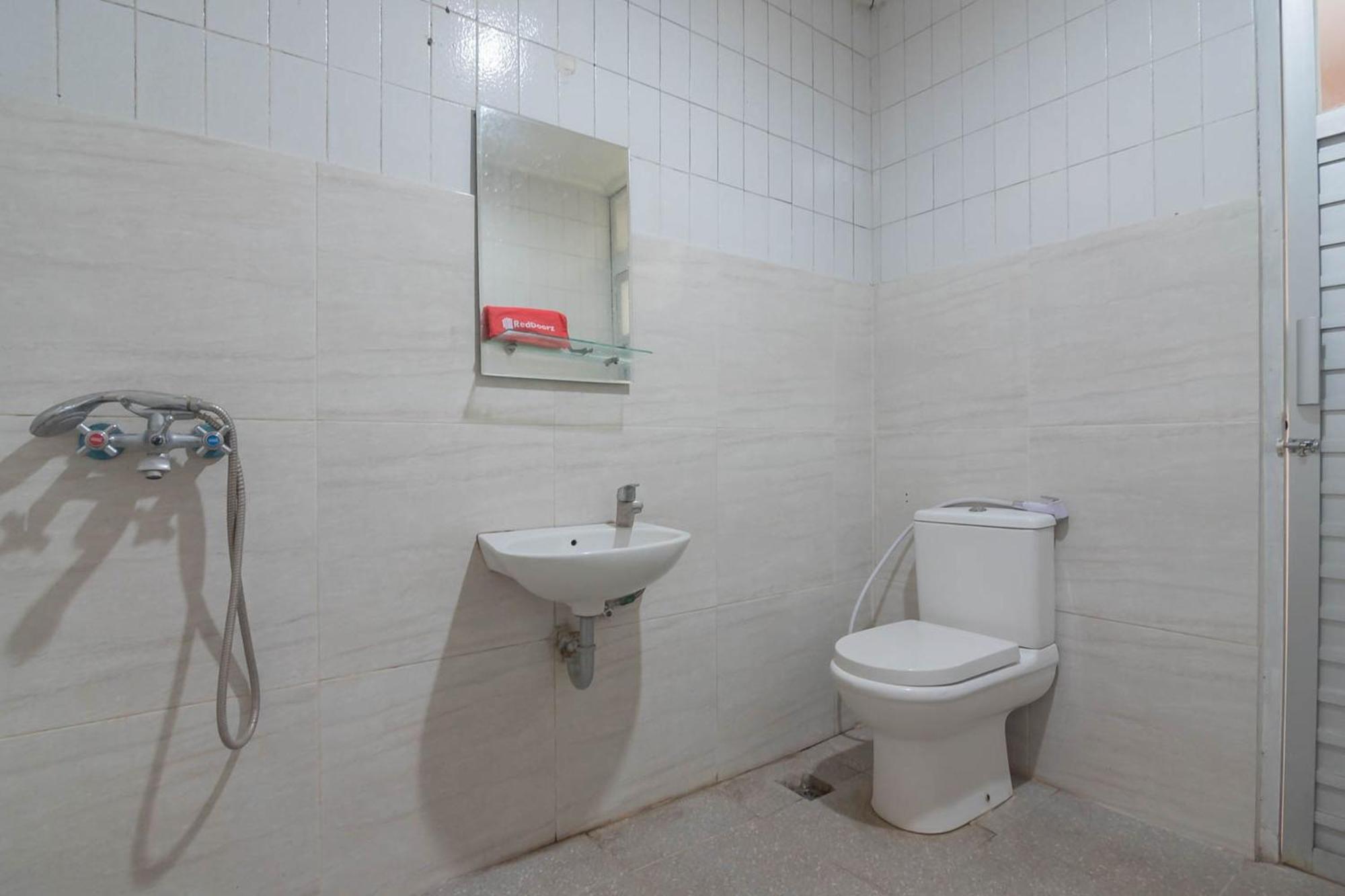 Padasul Reddoorz At Jalan Raya Lembang酒店 客房 照片